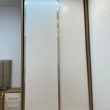 Apartment Azure Elegance