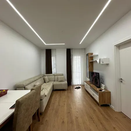 Azure Elegance Apartman Shëngjin