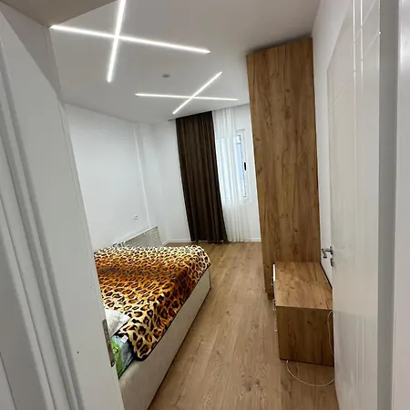 Azure Elegance Apartment